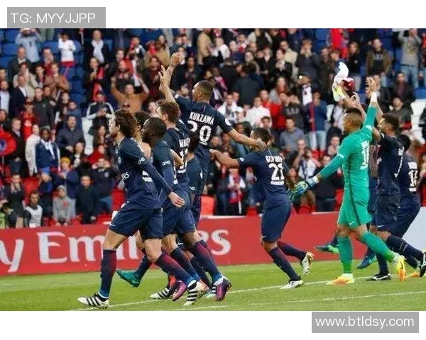 南特与巴黎圣曼的激烈对决展望与战术分析全解析 南特与巴黎圣曼的激烈对决展望与战术分析全解析