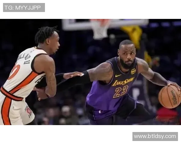 圣诞大战精彩对决快船与掘金谁能笑到最后引发球迷热议 圣诞大战精彩对决快船与掘金谁能笑到最后引发球迷热议